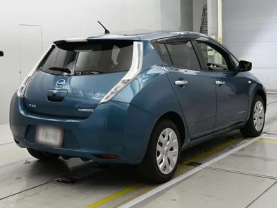 Nissan LEAF  с аукциона в Японии