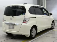 Honda FREED лот № 30748 оценка 3.5  с аукциона в Японии 1