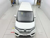 Honda STEP WAGON лот № 30747 оценка 3.5  с аукциона в Японии 6