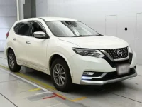 Nissan X-TRAIL лот № 30758 оценка 4  с аукциона в Японии 4
