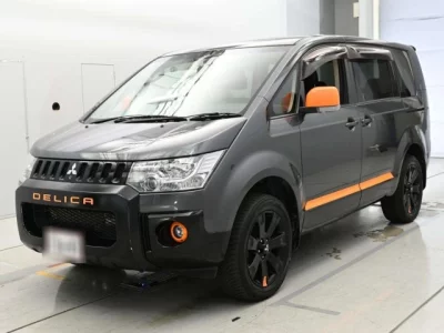 Mitsubishi Delica D:5