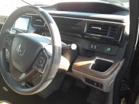 Honda STEP WAGON лот № 30699 оценка 4  с аукциона в Японии 8