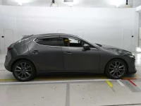 Mazda MAZDA3 лот № 30768 оценка 4.5  с аукциона в Японии 2