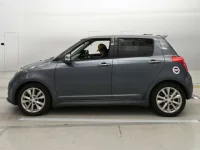 Suzuki SWIFT лот № 30729 оценка 3.5  с аукциона в Японии 3