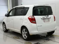 Toyota RACTIS лот № 90661 оценка 3.5  с аукциона в Японии 5