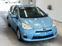 Toyota AQUA лот № 3008 оценка R  с аукциона в Японии 3