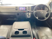 Toyota HIACE VAN лот № 3026 оценка 3.5  с аукциона в Японии 2