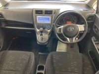 Toyota RACTIS лот № 246 оценка 3.5  с аукциона в Японии 2