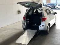 Toyota RACTIS лот № 246 оценка 3.5  с аукциона в Японии 1