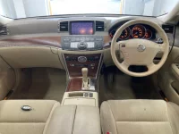 Nissan FUGA лот № 1086 оценка 3.5  с аукциона в Японии 2