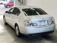 Nissan FUGA лот № 1086 оценка 3.5  с аукциона в Японии 4