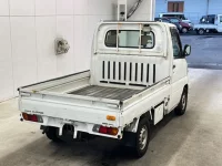 Nissan CLIPPER TRUCK лот № 1100 оценка 3.5  с аукциона в Японии 1