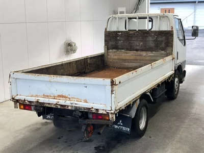 Mitsubishi Fuso Canter