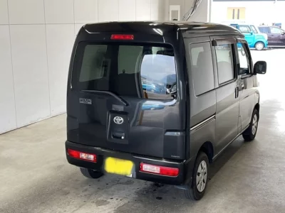 Toyota PIXIS VAN  с аукциона в Японии