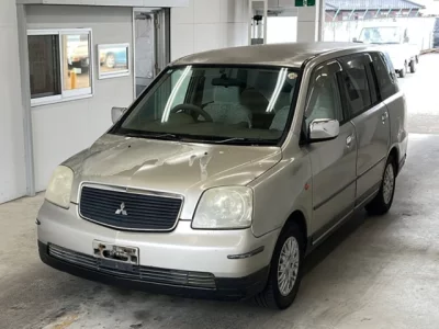 Mitsubishi DION  с аукциона в Японии
