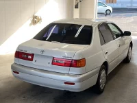 Toyota CORONA PREMIO лот № 3639 оценка 4  с аукциона в Японии 1