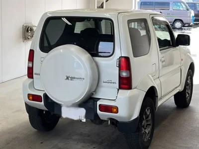 Suzuki Jimny Sierra