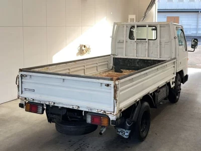 Mazda TITAN  с аукциона в Японии