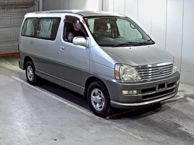 Toyota HIACE REGIUS  с аукциона в Японии