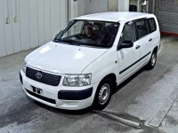 Toyota SUCCEED лот № 3052 оценка 4  с аукциона в Японии 3