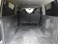 Nissan CARAVAN VAN лот № 7041 оценка 3.5  с аукциона в Японии 2