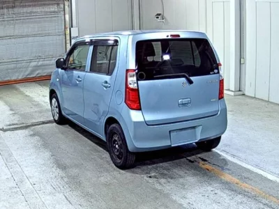 Suzuki WAGON R  с аукциона в Японии