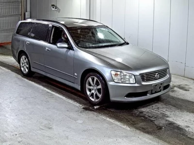 Nissan STAGEA