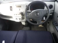 Mazda AZ WAGON лот № 8049 оценка 3.5  с аукциона в Японии 2