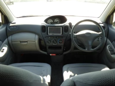 Toyota FUNCARGO  с аукциона в Японии