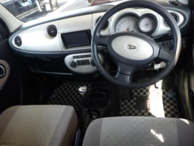 Daihatsu MIRA  с аукциона в Японии