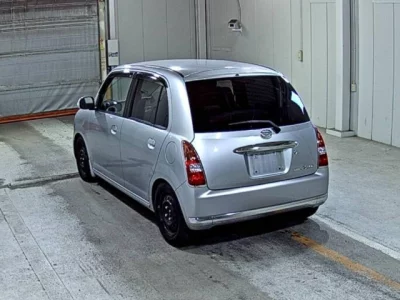 Daihatsu MIRA  с аукциона в Японии