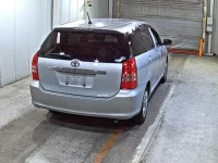Toyota WISH лот № 8267 оценка 3.5  с аукциона в Японии 4
