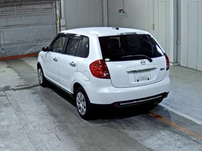 Mazda VERISA