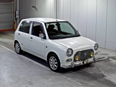 Daihatsu MIRA  с аукциона в Японии