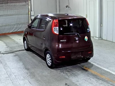 Nissan MOCO  с аукциона в Японии