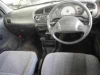 Daihatsu MIRA лот № 8254 оценка 3.5  с аукциона в Японии 2