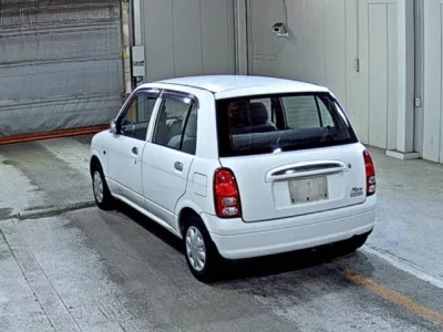 Daihatsu MIRA  с аукциона в Японии