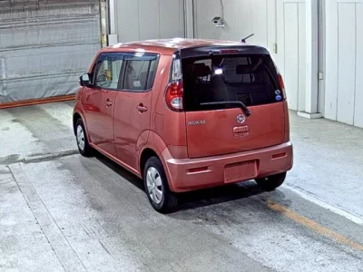 Nissan MOCO  с аукциона в Японии