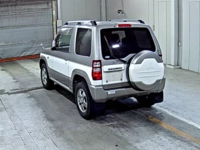 Mitsubishi PAJERO MINI