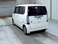 Honda N BOX лот № 8277 оценка R  с аукциона в Японии 1