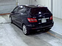 Mercedes-Benz B CLASS лот № 8263 оценка 3.5  с аукциона в Японии 1
