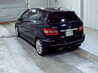 Mercedes-Benz B CLASS  с аукциона в Японии