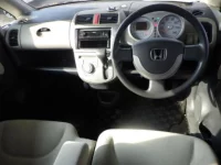 Honda LIFE лот № 8282 оценка R  с аукциона в Японии 2