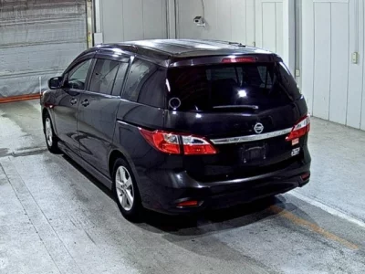 Nissan LAFESTA