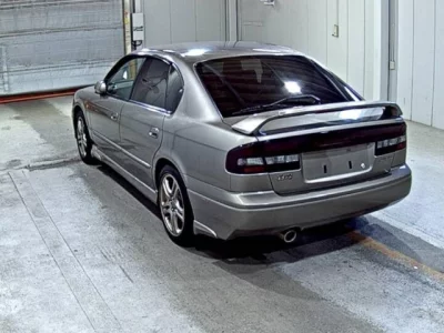 Subaru LEGACY B4