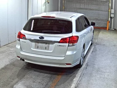Subaru LEGACY  с аукциона в Японии