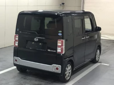 Daihatsu WAKE