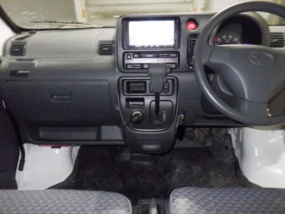 Toyota PIXIS VAN  с аукциона в Японии