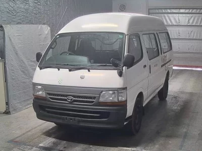 Toyota HiAce Van