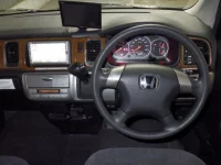 Honda STEP WAGON лот № 1414 оценка 3  с аукциона в Японии 3